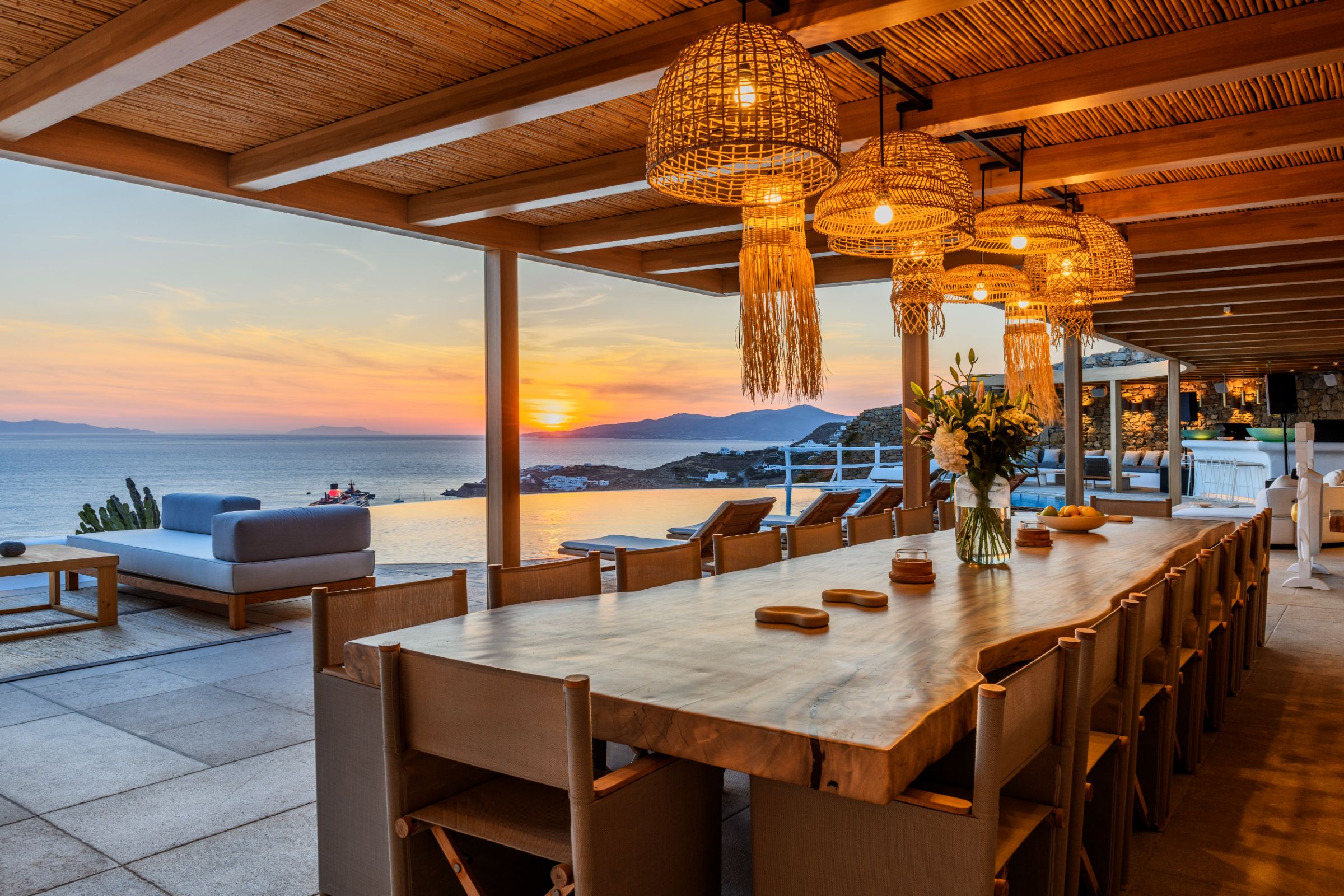 Best bars and restaurants